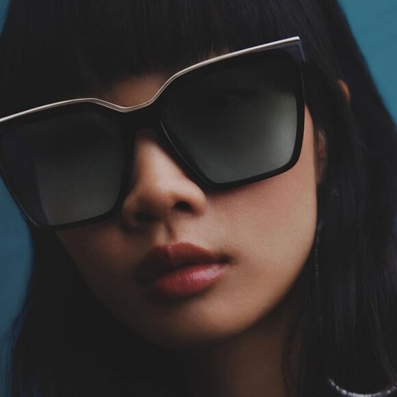 Quay Australia Level Up Sunglasses- Black/Silver Turquoise Flash
